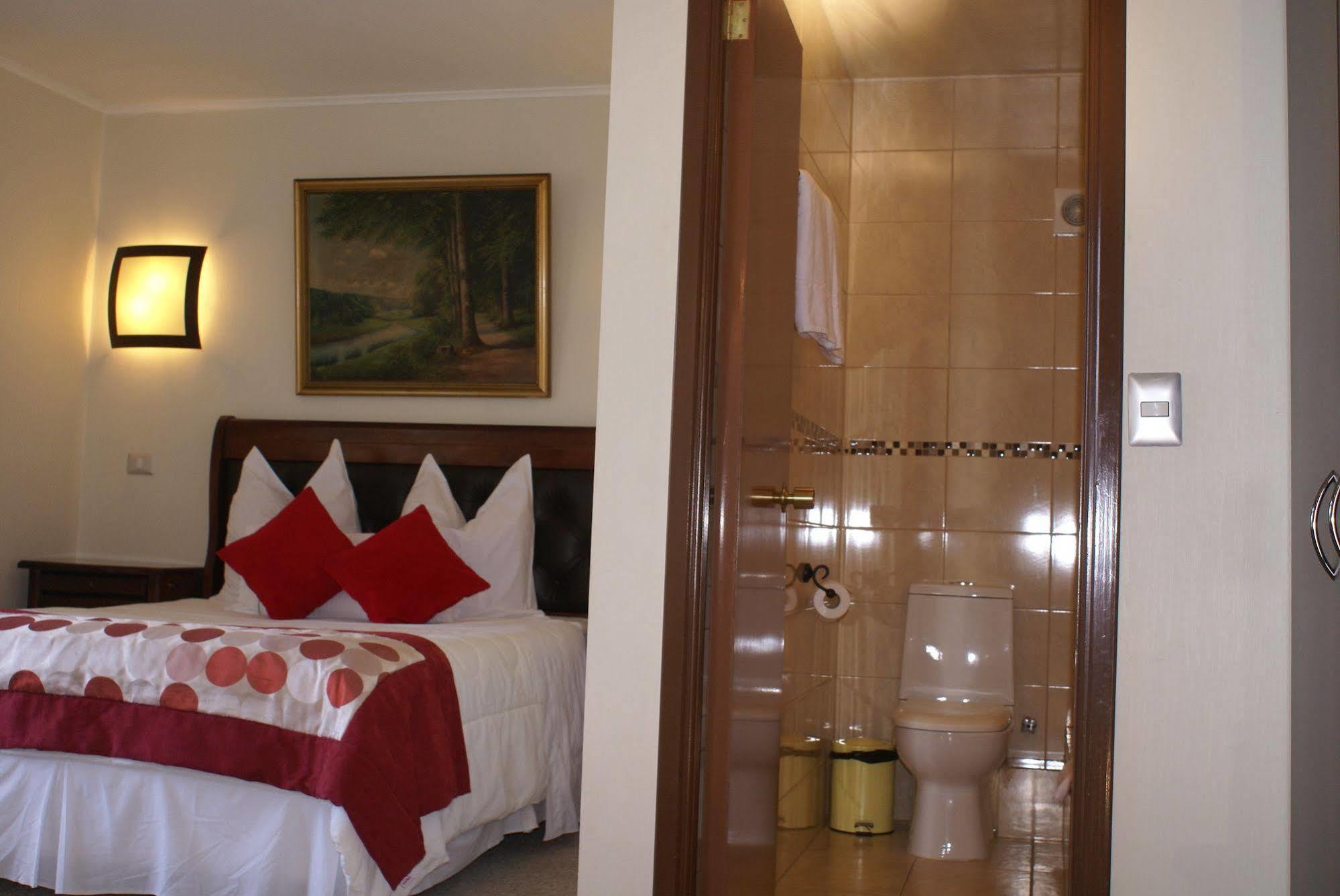 Hotel Baviera Парраль Экстерьер фото